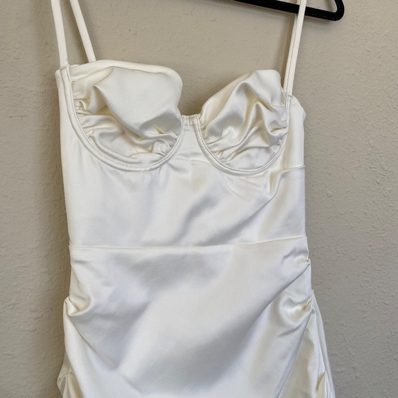 House of CB S PLUS CUP Flora‎ Ivory Satin Corset Dress Size NWOT Small DD - Picture 10 of 14
